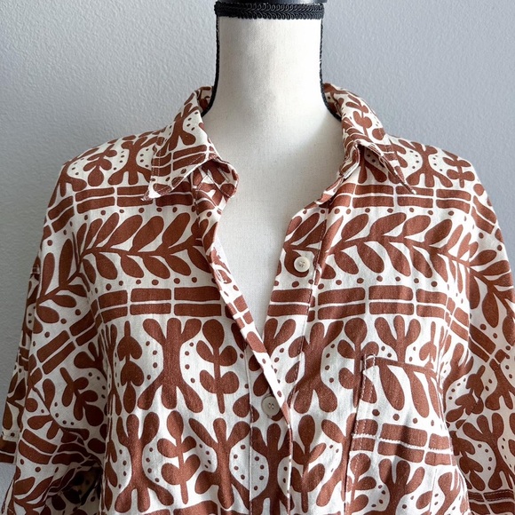 Zara linen button up top - Picture 2 of 3